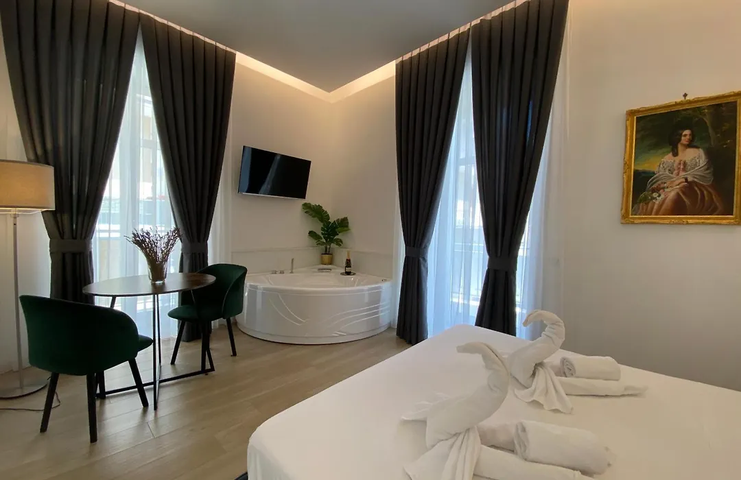Gualtieri Luxury Suite-1